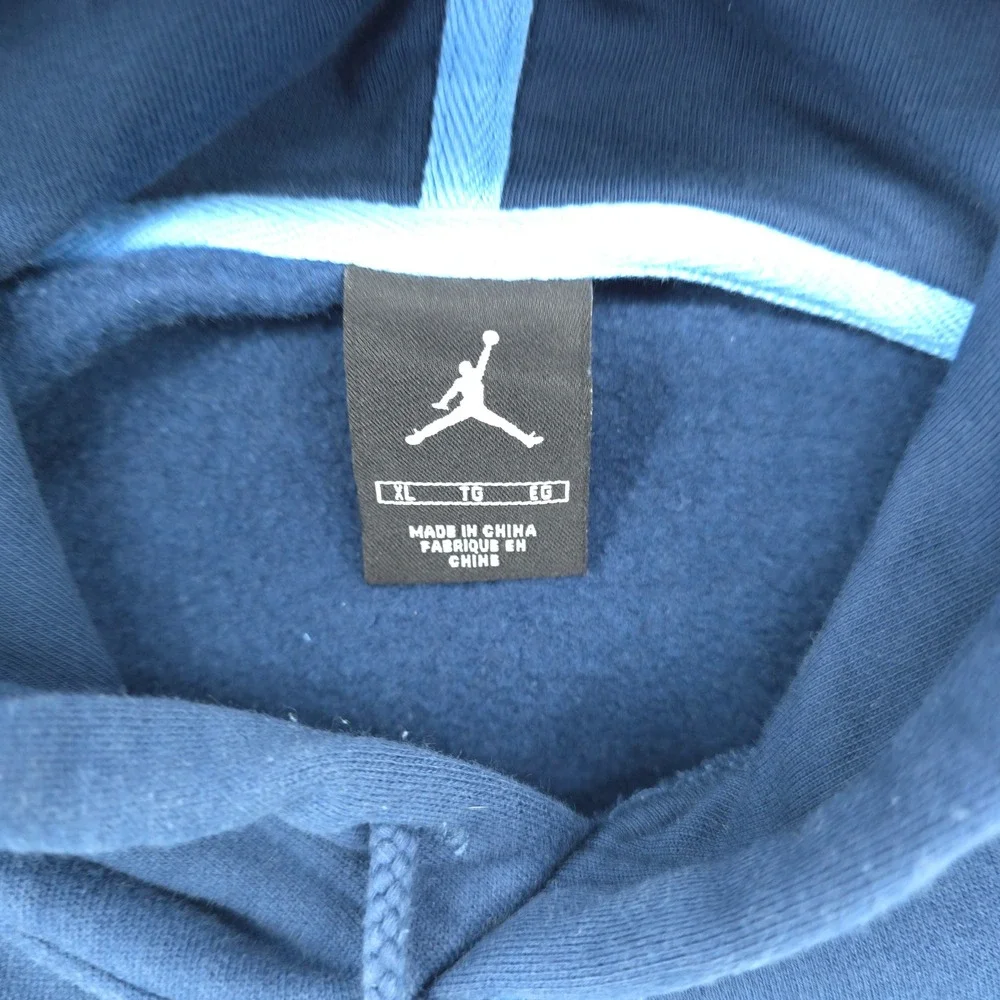 North Carolina Tar‎ Heels Hoodie Jordan Pullover Mens Large Blue NCAA Basketball